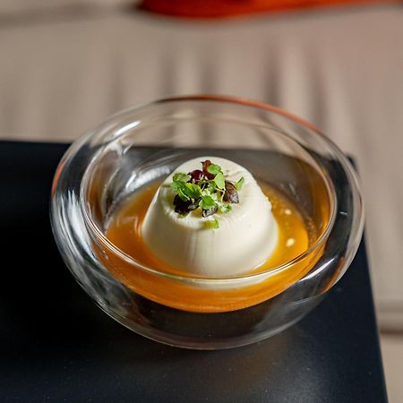 Ivis 4 Boutique Hotel アテネ エクステリア 写真
