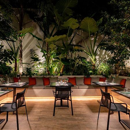 Ivis 4 Boutique Hotel アテネ エクステリア 写真